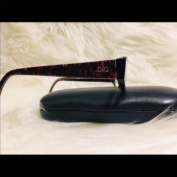 Discontinued Dolce & Gabbana Eyeglasses.
Not in original case.
They run small. - Picture 8 of 9